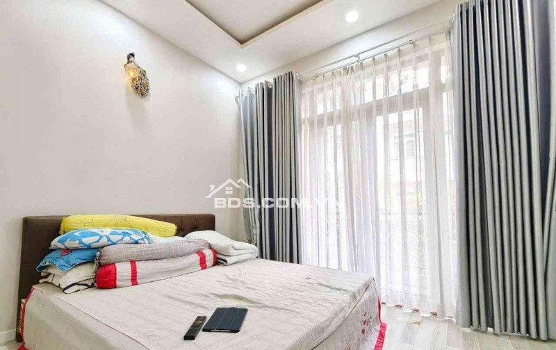 Chủ  Kẹt Bán Gấp Nhà 70M2 - 2 Tầng, 5PN - 2WC -  Bình Trị Đông, Cách Aeon Bình Tân 10 Phút - 3,9 Tỷ