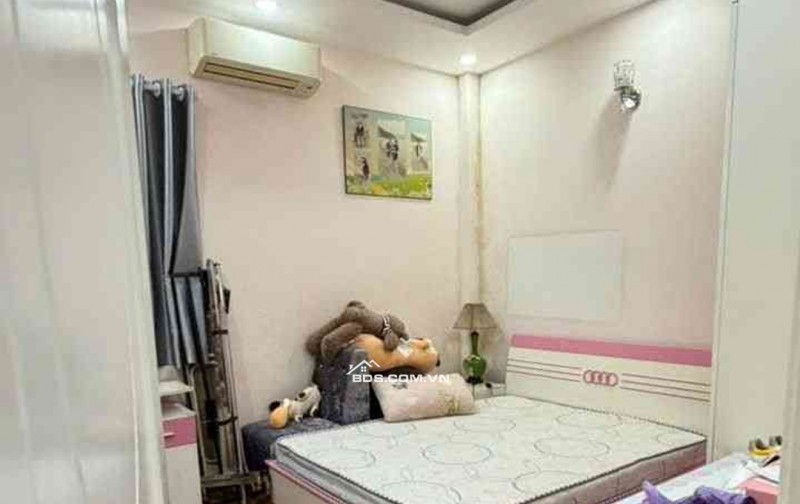 Chủ  Kẹt Bán Gấp Nhà 70M2 - 2 Tầng, 5PN - 2WC -  Bình Trị Đông, Cách Aeon Bình Tân 10 Phút - 3,9 Tỷ