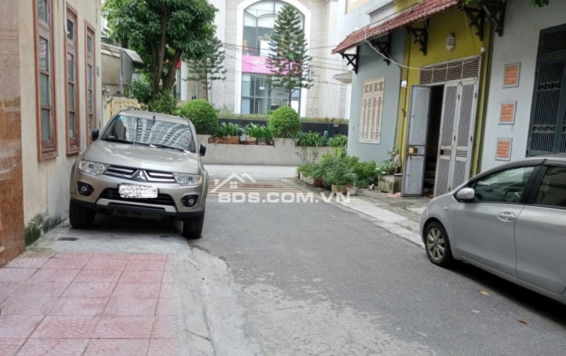 Bán Nhà Phân Lô Bàn Cờ Lĩnh Nam 73m² x 6 Tầng – Mt 8m – Ô Tô Tránh Đỗ Cửa – Gara – Thang Máy – Định Giá 20 Tỷ