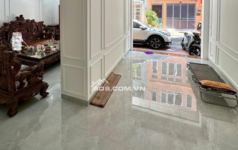 Bán Nhà Phân Lô Bàn Cờ Lĩnh Nam 73m² x 6 Tầng – Mt 8m – Ô Tô Tránh Đỗ Cửa – Gara – Thang Máy – Định Giá 20 Tỷ