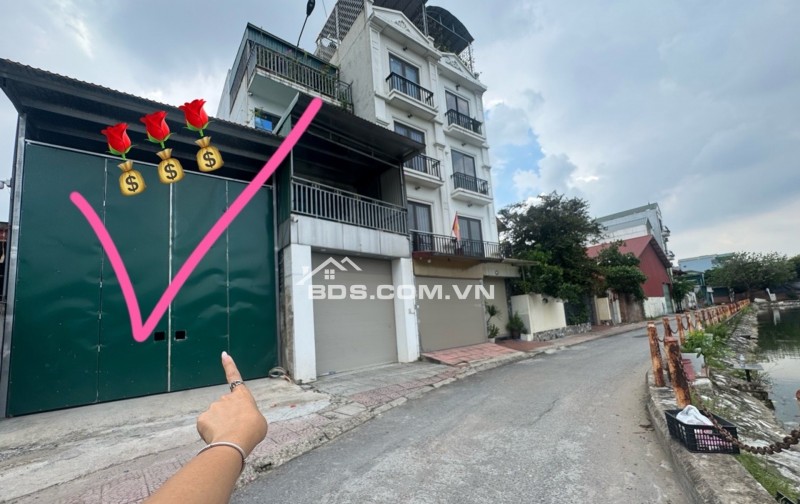 Bán Nhà Bát Khối 11 tỷ 86m ô tô đỗ cửa,vỉa hè view hồ