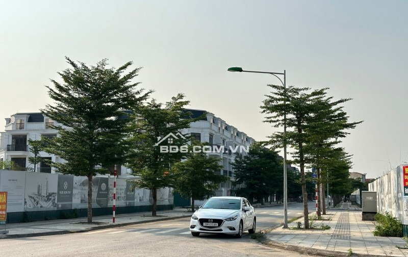 DUY NHẤT CĂN HUD 2 SƠN TÂY VỊ TRÍ ĐẸP NHẤT GIÁ 7 TỶ