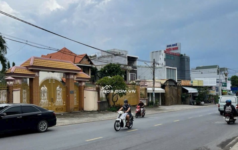 Bán đất mặt tiền Hoàng Hữu Nam Tp Thủ Đức giá 37 tỷ