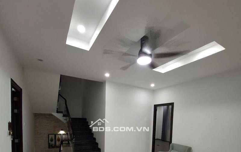 Bán nhà mặt tiền D17 Phước Long B Tp Thủ Đức giá 22,5 tỷ