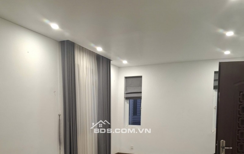 Bán nhà mặt tiền D17 Phước Long B Tp Thủ Đức giá 22,5 tỷ
