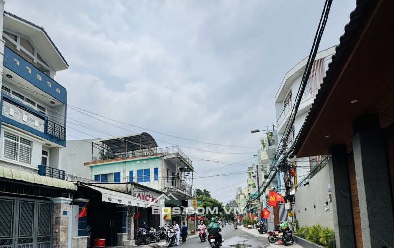 Bán đất mặt tiền Nguyễn Tuyển Bình Trưng Tây TP Thủ Đức giá 24 tỷ