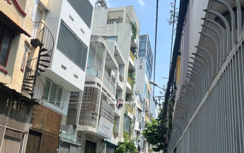  NHÀ MẶT TIỀN PHÙNG VĂN CUNG – P.4, PHÚ NHUẬN   XÂY MỚI – THANG MÁY – NỘI THẤT CAO CẤP