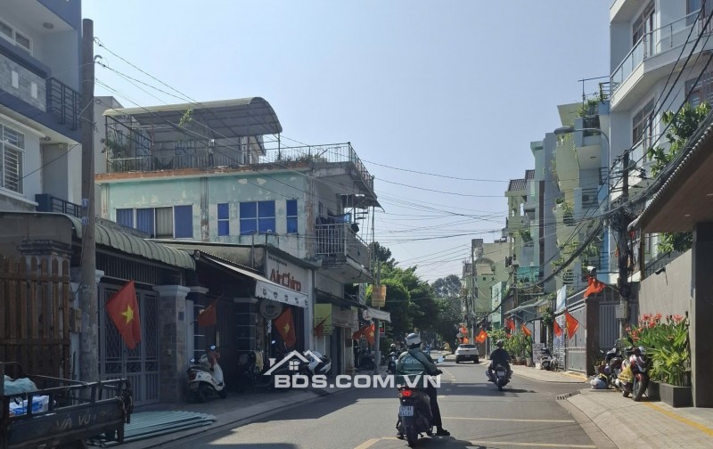 Bán đất mặt tiền Nguyễn Tuyển Bình Trưng Tây TP Thủ Đức giá 24 tỷ