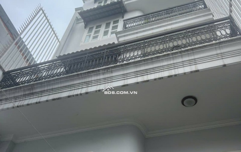 NHÀ PHỔ HẺM THÔNG Ô TÔ TÂN BÌNH. DIỆN TÍCH LỚN THUẬN TIỆN DI CHUYỂN VÀ KINH DOANH