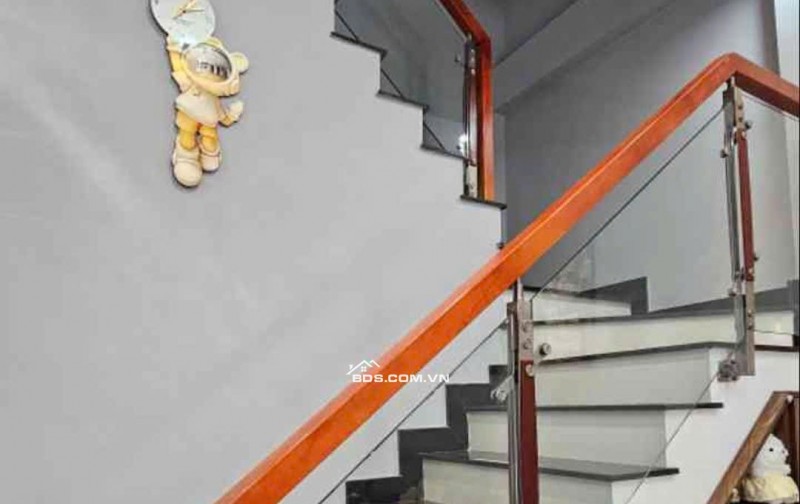 NHÀ ĐẸP QUẬN 7 – 60,4M² – 3 TẦNG – FULL NỘI THẤT HXH Full tho cu bao quy hoach