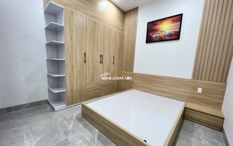 CHỦ CHUYỂN CÔNG TÁC RA HÀ NỘI SỐNG CẦN BÁN GẤP CĂN BIỆT THỰ GIÁ CHỈ 1 TỎI HƠN