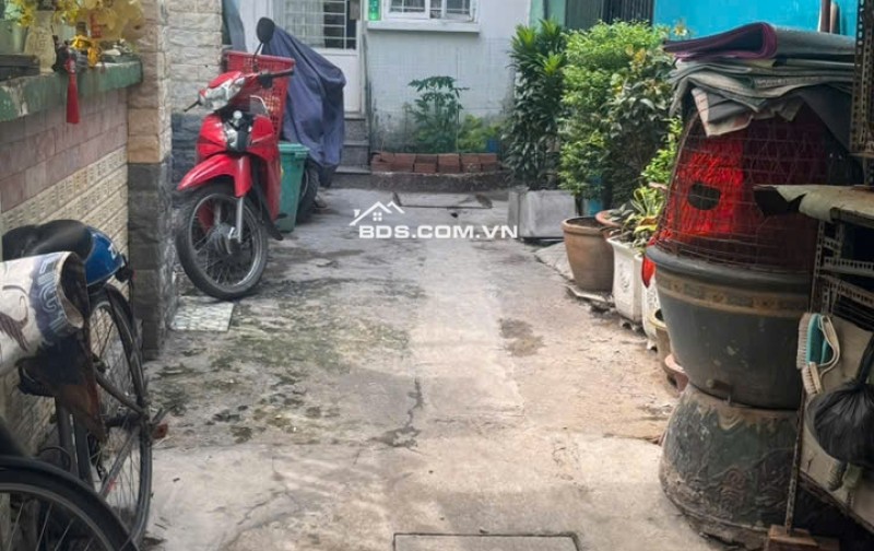 Bán nhà Quận 3 Sổ hồng riêng chính chủ giá 3,18 tỷ hẻm Trần Văn Đang