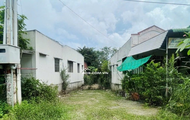 Bán đất tại Thôn 2, Tân Hà, Đức Linh, Bình Thuận, 281,4 m2 sẵn 100 m2 thổ cư, Sổ Riêng Sổ Sẵn