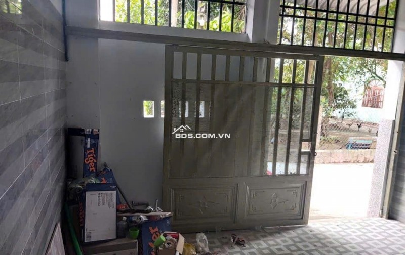 NHÀ CẤP 4 (4x20) GÁC ĐÚC SUỐT 4X15 ĐÔNG THẠNH HÓC MÔN LH:0395276851