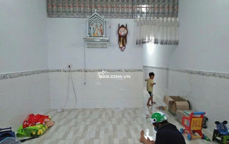 NHÀ CẤP 4 (4x20) GÁC ĐÚC SUỐT 4X15 ĐÔNG THẠNH HÓC MÔN LH:0395276851