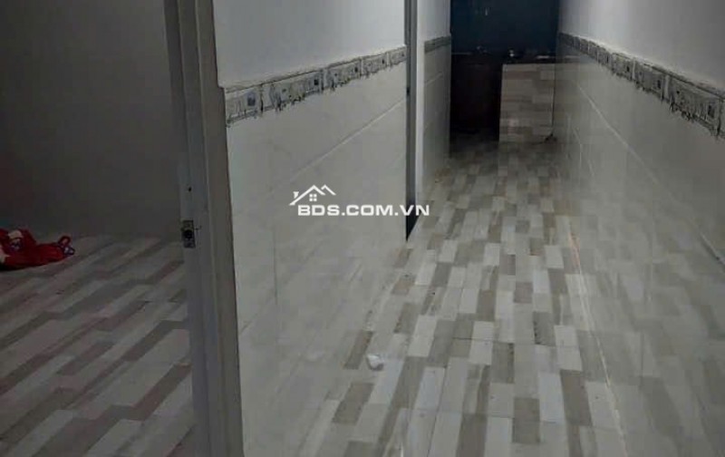 NHÀ CẤP 4 (4x20) GÁC ĐÚC SUỐT 4X15 ĐÔNG THẠNH HÓC MÔN LH:0395276851