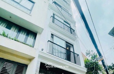 Bán nhà Ngọc thụy 11 tỷ 40m ô tô gara,thang máy,sổ đỏ Long Biên