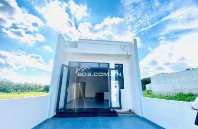 Bán gấp căn nhà và đất mới xây ở luôn, tổng DT 155m2 ODT sát KCN Minh Hưng, giá rẻ 500tr