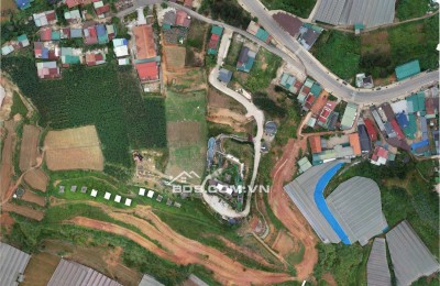 Bán 2ha đến 2ha5 đất trung tâm langbiang