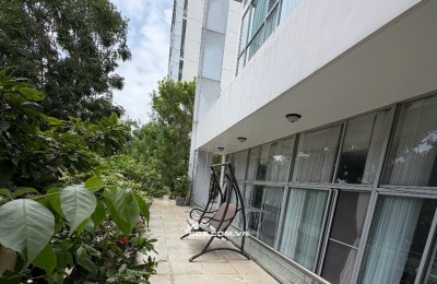 Bán căn hộ sân vườn Garden Court 2 Phú Mỹ Hưng, 200m2, 3PN, full, giá 17 tỷ