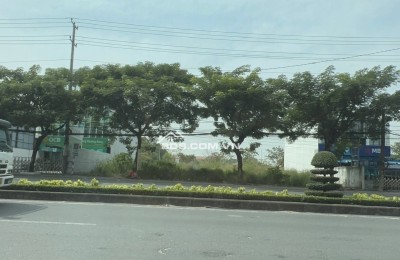 Cho thuê đất hoặc nhà diện tích 10*38m mặt tiền QL51 phường Phú Mỹ tp HCM