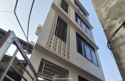 BÁN NHÀ DÂN XÂY GIÁ RẺ  1.65 TỶ 4 TẦNG FULL ĐỒ NGÕ TRẦN NHÂN TÔNG