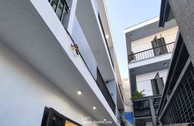 BÁN NHÀ ĐẸP 2.05 TỶ 3 TẦNG 45M2 NGÕ THẲNG NGẮN ĐƯỜNG VĂN CAO