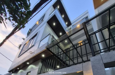 BÁN NHÀ SIÊU ĐẸP 3 TẦNG 46M2 HƯỚNG NAM NGÕ ĐƯỜNG KÊNH GIÁ 2.75 TỶ