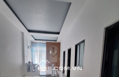 MẶT TIỀN KINH DOANH ĐỈNH GIAO LÊ VĂN VIỆT - BỀ NGANG KHỦNG 6.5M - 103 M2 - 2 TẦNG MỚI - CHỦ GẤP BÁN ĐỊNH CƯ ÚC - GIÁ 10.5 TỶ.