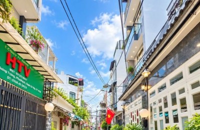 5,68 TỶ SỞ HỮU NHÀ MỚI 4 TẦNG – 2 MẶT HẺM XE HƠI NGAY QUANG TRUNG!