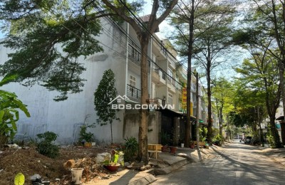 Đất nền KDC QL50, sổ sẵn , full thổ giá 1tỷ350. Liên hệ 0932068012