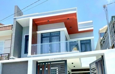 CHỦ CHUYỂN CÔNG TÁC RA HÀ NỘI SỐNG CẦN BÁN GẤP CĂN BIỆT THỰ GIÁ CHỈ 1 TỎI HƠN