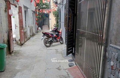 Bán Nhà Lĩnh Nam  – Lô Góc – 31m² × 3 Tầng - 3pn– Nhỉnh 4 Tỷ