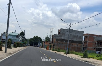 Đất khu tái định cư mới trục đường chính  lớn nhất 22m, vỉa hè,dt  90m2, sr ,thổ cư