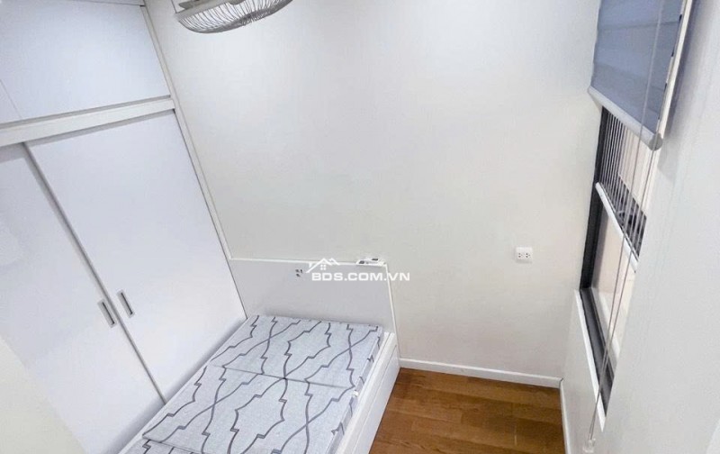 16,5tr thuê 1N+1 Vinhomes D'Capitale 52m² - sẵn chỗ làm việc