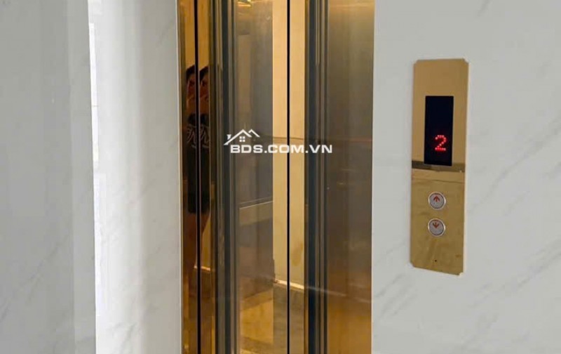 Bán GẤP nhà đẹp 7 lầu HXT Quang Trung có hầm TM ngang 6.5m 150m2 ngay Ủy ban 22.99 tỷ.
