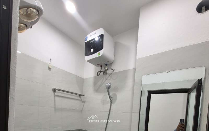 BÁN NHÀ 2.45 TỶ 4 TẦNG XÂY MỚI Ô TÔ ĐỖ CỬA GẦN TRƯỜNG LÊ HỒNG PHONG