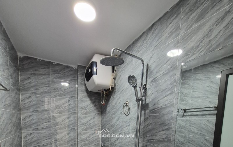 BÁN NHÀ ĐẸP GIÁ RẺ 2.05 TỶ 3 TẦNG 48M2 NGÕ RỘNG NGẮN ĐƯỜNG KÊNH