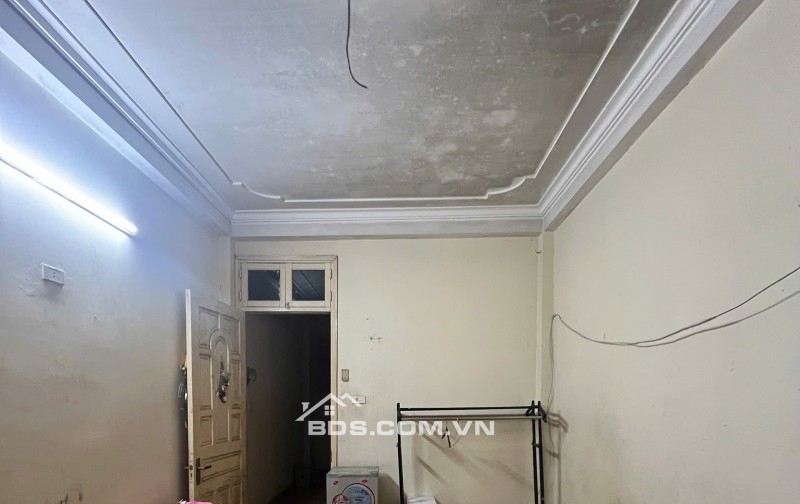 Cho thuê nhà nguyên căn 5 tầng,4 ngủ,3 WC ngõ Linh Quang, Phường Văn Chương, Đống Đa,0912966760