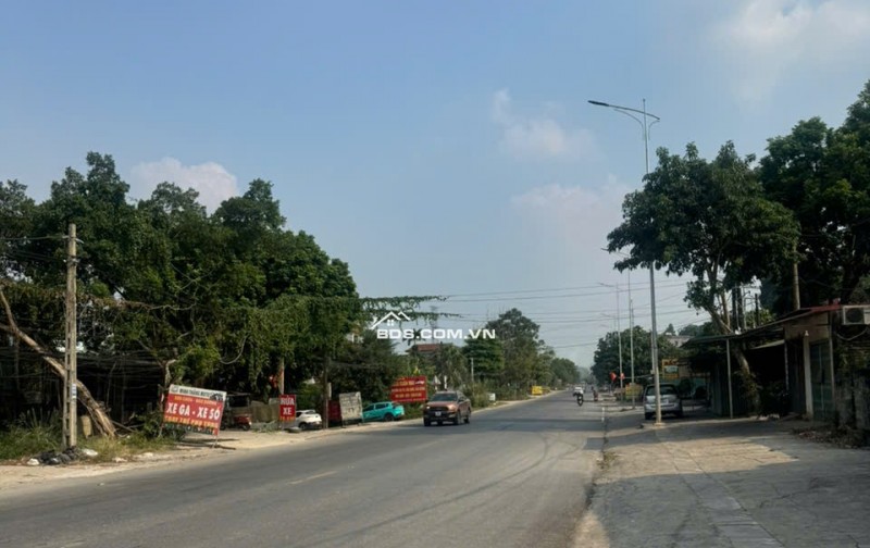 Nổi bật bán lô đất 112m2 full thổ cư mặt đường QL21 đoạn Cố Thổ, Lương Sơn kinh doanh sầm uất