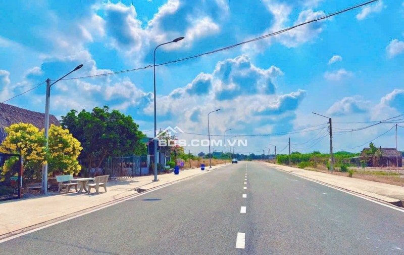 CHỦ NGỘP 1018M2 SHR THỔ CƯ NGAY KHU CÔNG NGHIỆP GIÁ 690TR