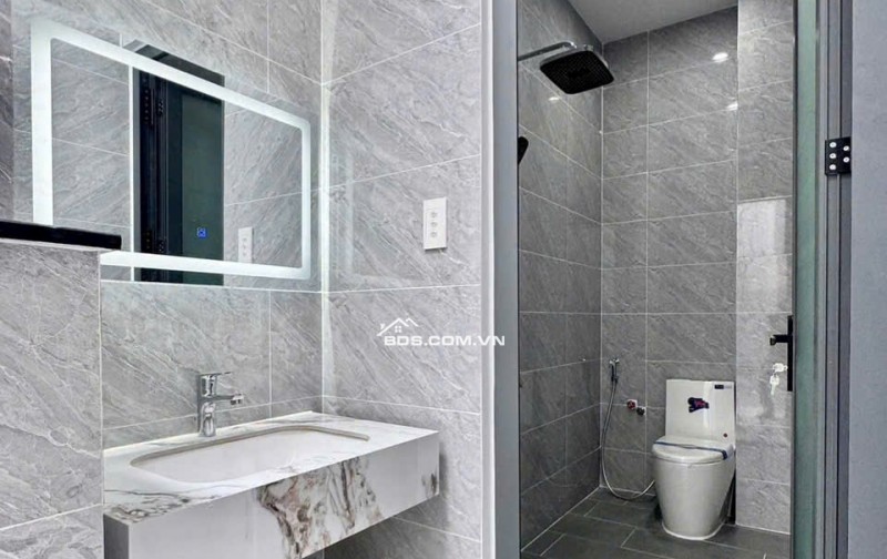 KẸT TIỀN CHỦ CẦN BÁN CĂN CẤP 4 NGAY GẦN ĐỒNG KHỞI CHỈ 350TR