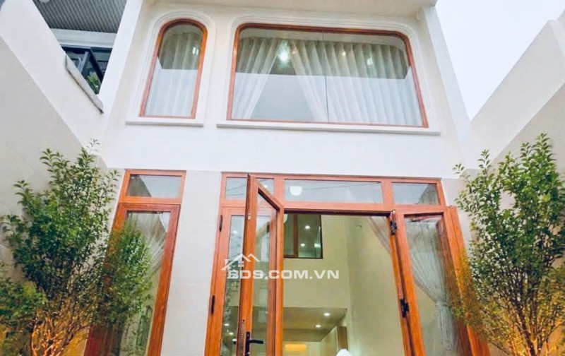 Đặng Nhữ Lâm - Nhà Bè, nhà mới xây, giá chỉ 4 tỷ 950 triệu