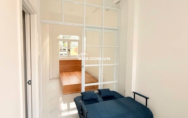Bất động sản nhà phố quận 7 TP HCM. Thuận tiện cho đi vào quận 1 xung quanh đầy đủ tiện nghi,trường học,khu ăn uống giải trí.
