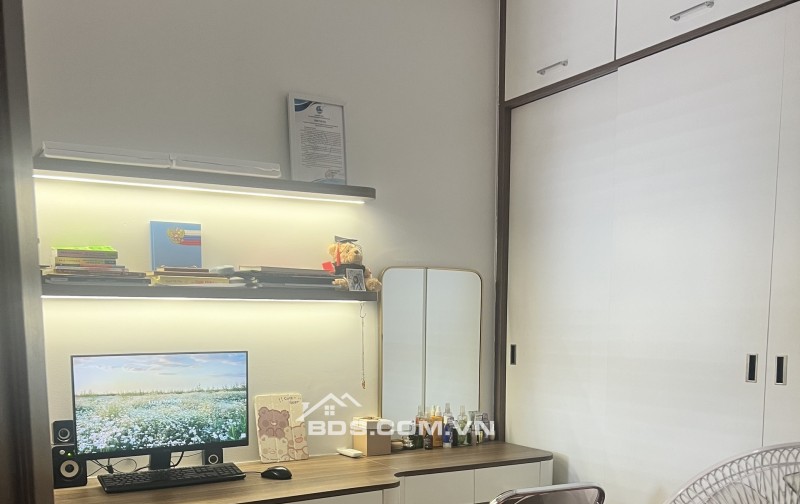 CHỦ NHÀ CHỐT HẠ- SỐC- 2 NGỦ- NHỈNH 5 TỶ- TRUNG TÂM TÂY HỒ