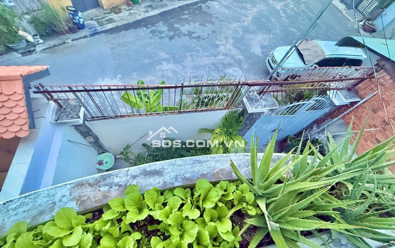 BÁN GẤP Nhà gần chợ Tam Hà, Thủ Đức, DT 150m2(7.5x20), giá 9,5 tỷ