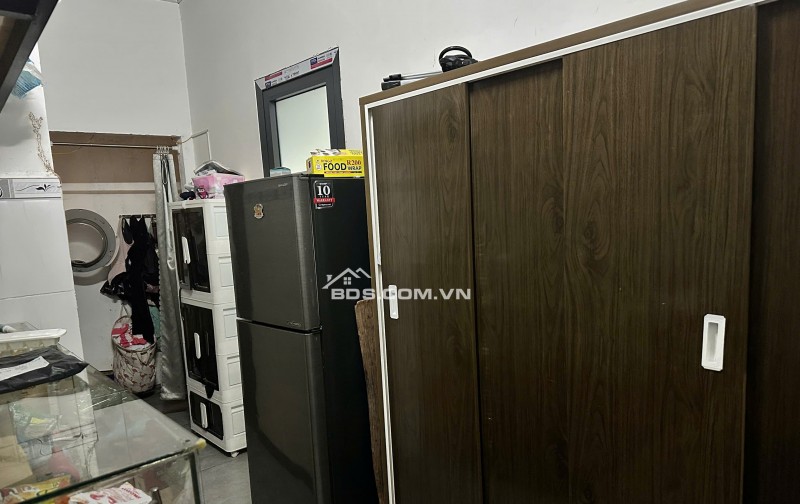 Nhà bán hẻm xe  hơi  diện tích 42.5m  , 10 tỷ 8 ( cách mặt tiền đường chính10m)