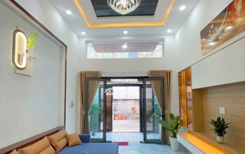 CHO THUÊ NHÀ – P.TÂY THẠNH, Q.TÂN PHÚ sân thượng 4PN‑4WC full nội thất