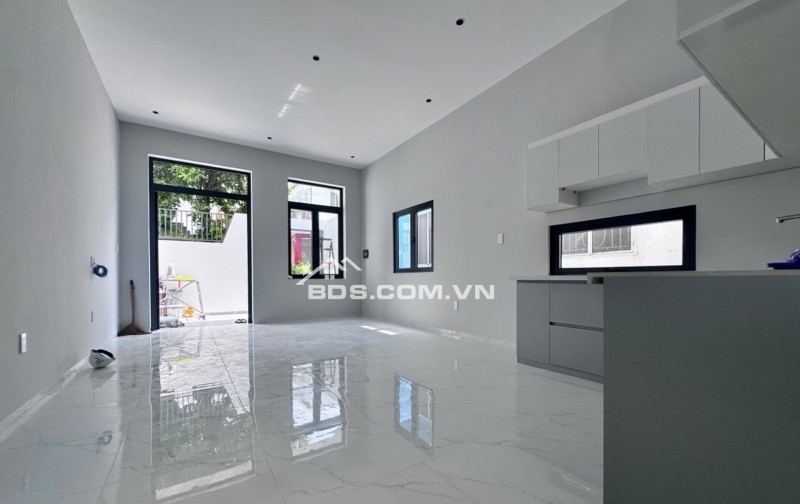  LÊ VĂN VIỆT Q9 – 82M² (5.6X13.8M) – CÁCH MT 50M – 4.6 TỶ 