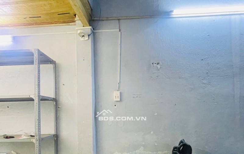  NGAY KÊNH NƯỚC ĐEN, HẺM THÔNG THOÁNG, KHÔ RÁO, TIỆN XÂY MỚI